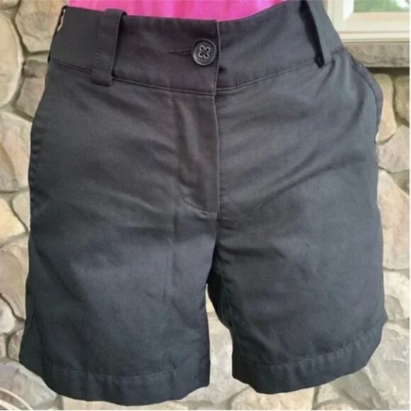 Nike Golf Women's Dri Fit Tour Performance Black Golf Shorts Size 2 - Picture 1 of 6